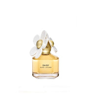 Load image into Gallery viewer, MARC JACOBS DAISY EDT - AVAILABLE IN 3 SIZES - Beauty Bar 
