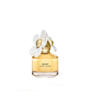 Load image into Gallery viewer, MARC JACOBS DAISY EDT - AVAILABLE IN 3 SIZES - Beauty Bar