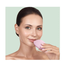 Load image into Gallery viewer, GESKE LIP VOLUMIZER & BOOSTER 4 IN 1 - AVAILABLE IN 2 COLOURS - Beauty Bar