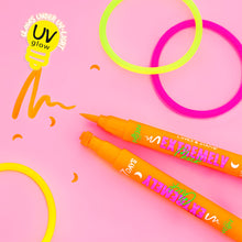 Load image into Gallery viewer, 7DAYS EXTREMELY CHICK LINER & STAMP UV NEON 703 ORANGE MOON - Beauty Bar