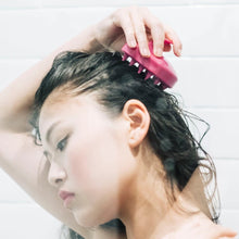 Load image into Gallery viewer, BIOVENE THE CONSCIOUS™ BIODEGRADABLE SCALP MASSAGER, SHAMPOOING BRUSH - AVAILABLE IN 2 COLOURS - Beauty Bar
