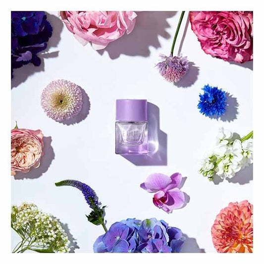 Introducing ELLE's new fragrance FREE SPIRIT! Exclusively @ the Bar!