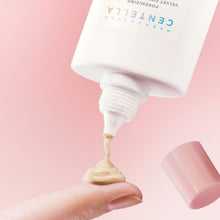 Load image into Gallery viewer, SKIN1004 CENTELLA POREMIZING VELVET FINISH SUNSCREEN 50ML - Beauty Bar 
