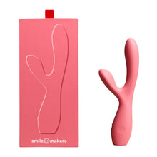 Load image into Gallery viewer, SMILE MAKERS THE ARTIST - Beauty Bar 
