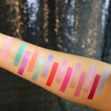 Load image into Gallery viewer, RUDE FLOWER CHILD 30 SHADOWS PALETTE - FRESHLY CUT - Beauty Bar 
