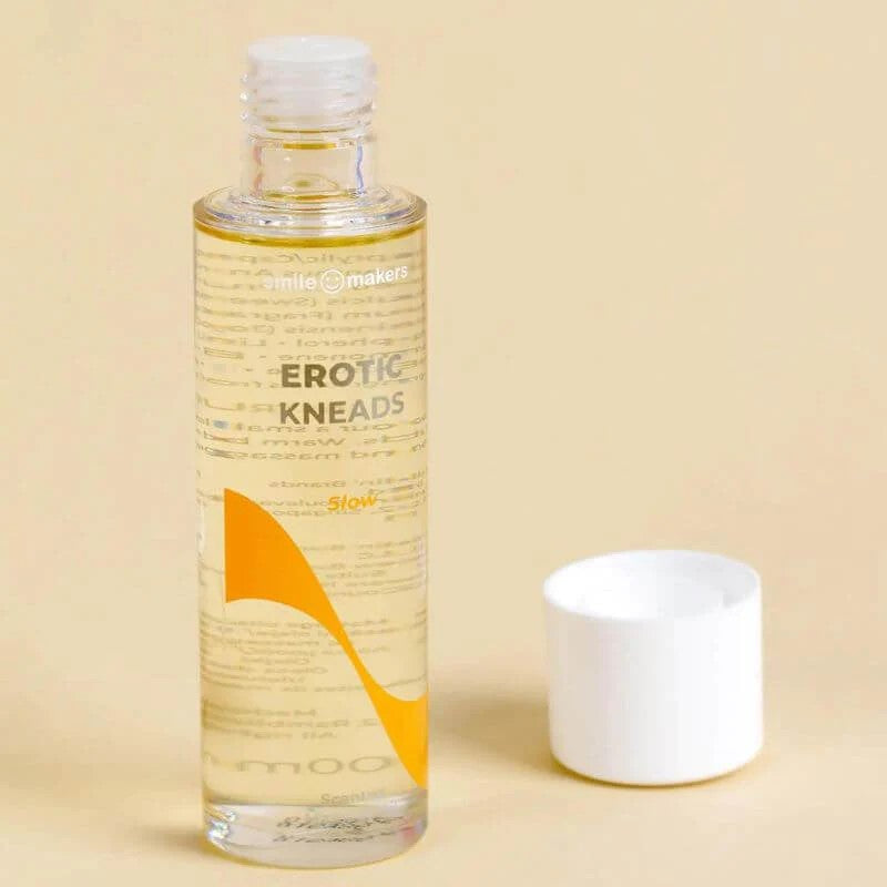 SMILE MAKERS EROTIC KNEADS MASSAGE OIL 100ML - AVAILABLE IN 2 FRAGRANCES - Beauty Bar 